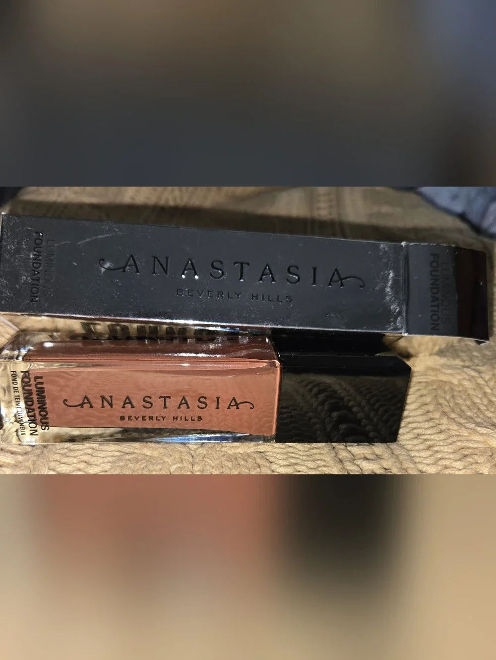 Anastasia Beverly Hills Luminous Foundation - 560W